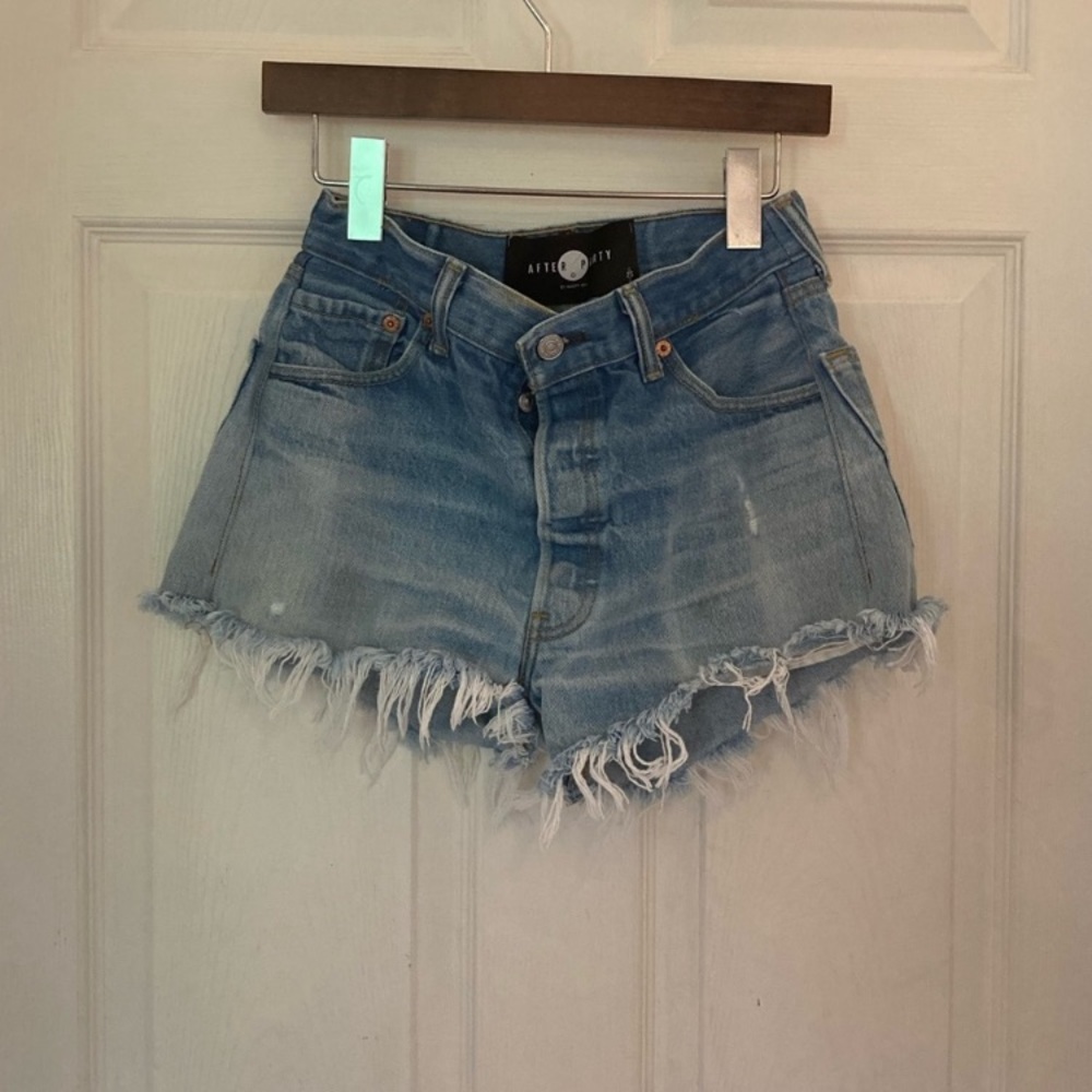 Vintage Levi 501 jean shorts